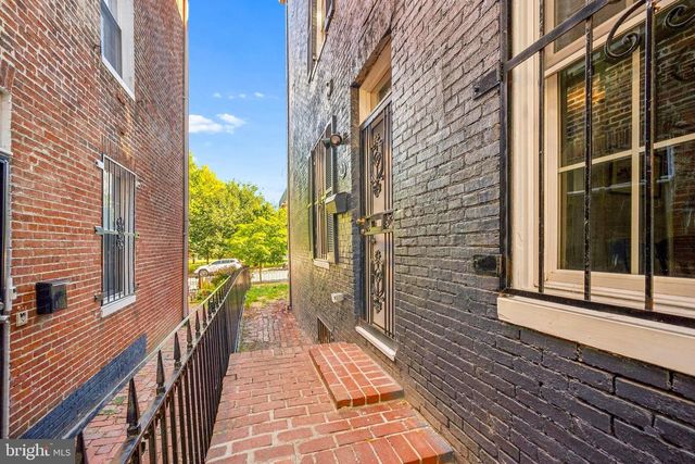 1626 HOLLINS ST, Baltimore, MD 21223