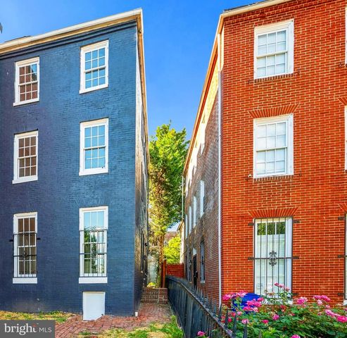 1626 HOLLINS ST, Baltimore, MD 21223