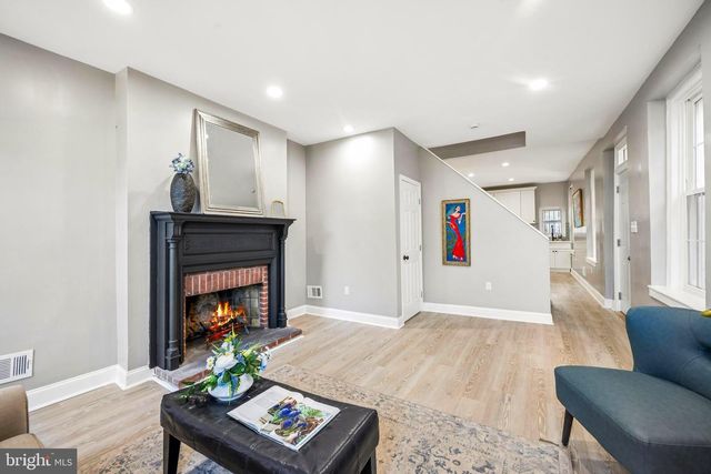 1626 HOLLINS ST, Baltimore, MD 21223
