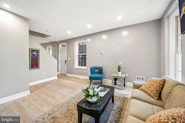 1626 HOLLINS ST, Baltimore, MD 21223