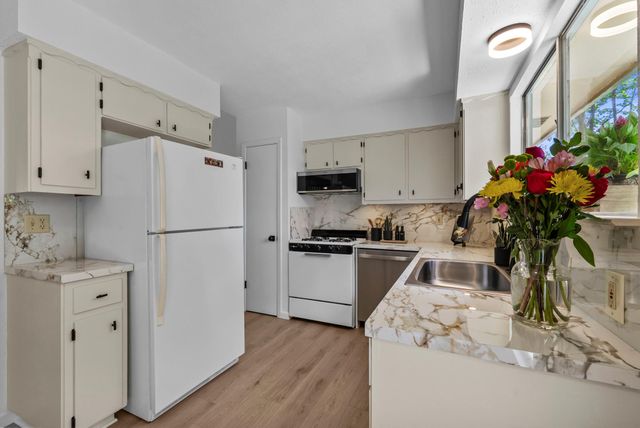 7803 Creekmere LN, Austin, TX 78748