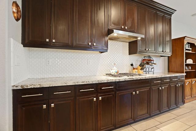 185 Jubilee Ln, Lodi, CA 95242