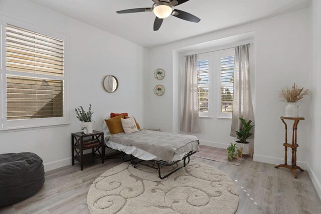 185 Jubilee Ln, Lodi, CA 95242
