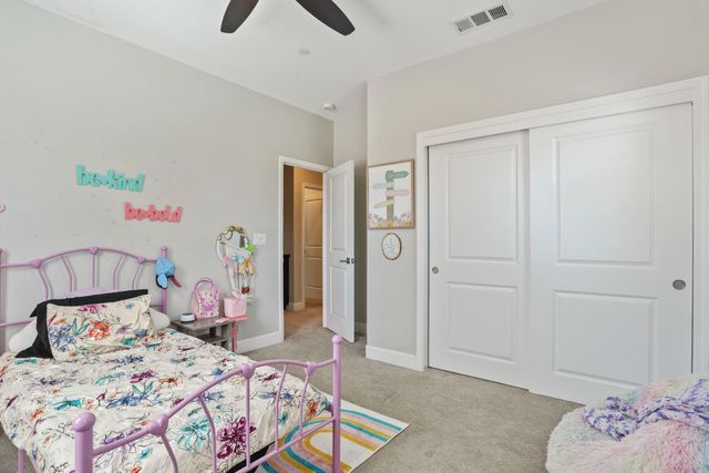 185 Jubilee Ln, Lodi, CA 95242