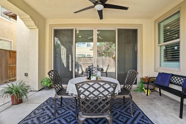 185 Jubilee Ln, Lodi, CA 95242