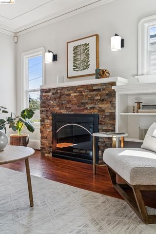 2229 21St Ave, Oakland, CA 94606