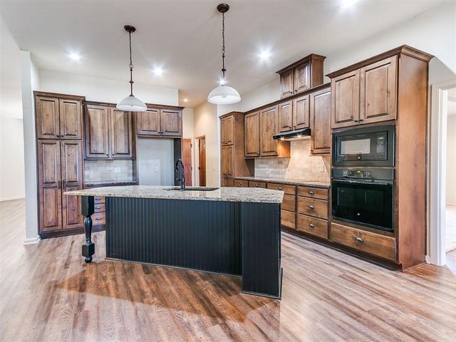 6213 Braniger Way, Oklahoma City, OK 73132