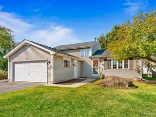 9 Danbury Court, Lake In The Hills, IL 60156