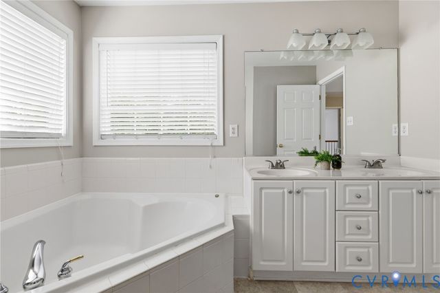 15919 Hampton Summit Dr, Chesterfield, VA 23832