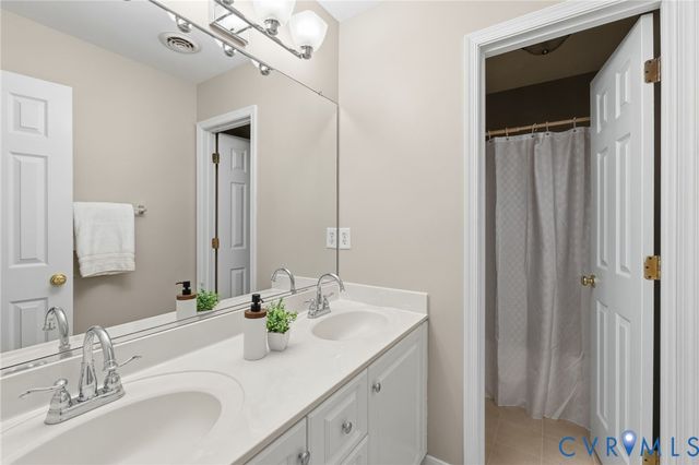 15919 Hampton Summit Dr, Chesterfield, VA 23832