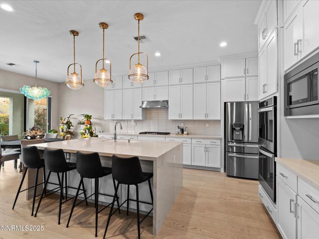 15026 Iron River Drive, Reno, NV 89521