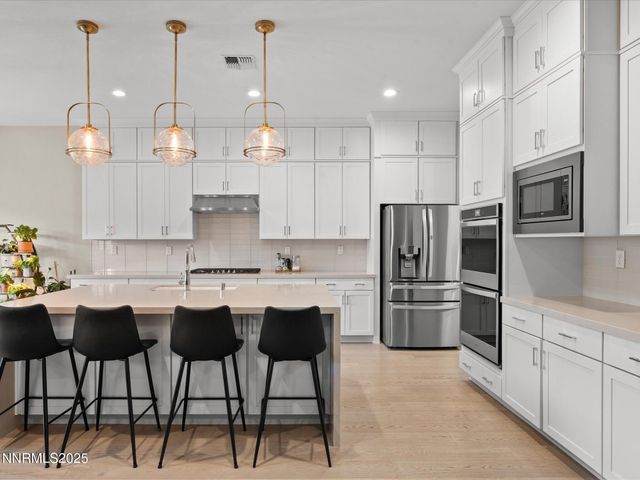 15026 Iron River Drive, Reno, NV 89521