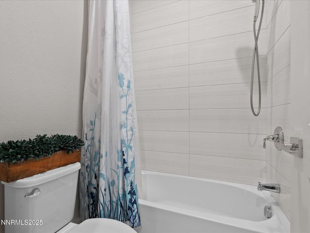 15026 Iron River Drive, Reno, NV 89521