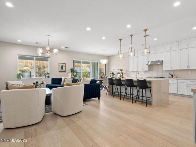 15026 Iron River Drive, Reno, NV 89521