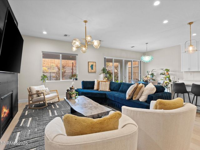 15026 Iron River Drive, Reno, NV 89521