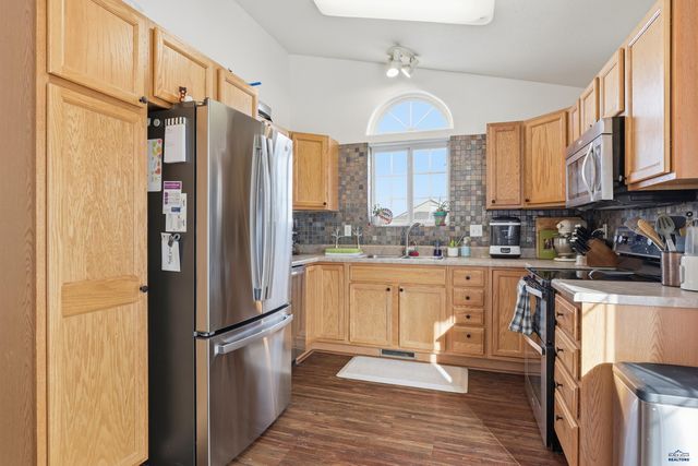 645 EARLEEN ST, Rapid City, SD 57701