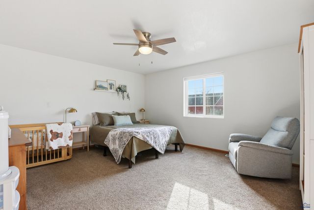 645 EARLEEN ST, Rapid City, SD 57701