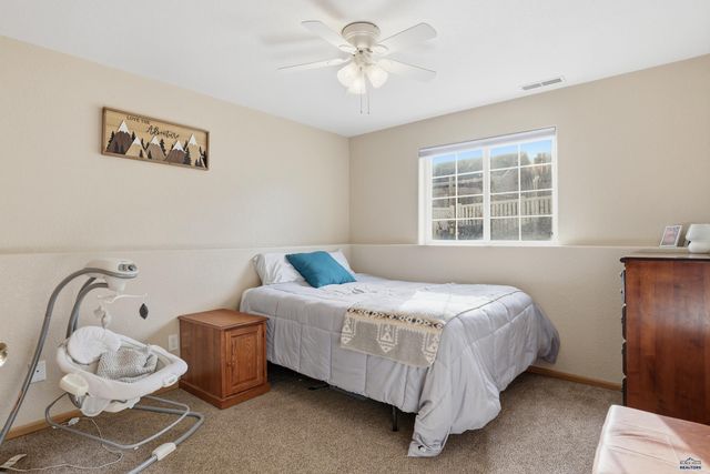 645 EARLEEN ST, Rapid City, SD 57701