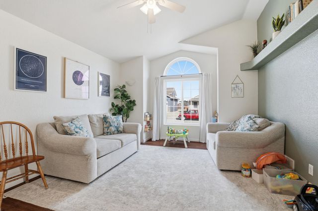 645 EARLEEN ST, Rapid City, SD 57701