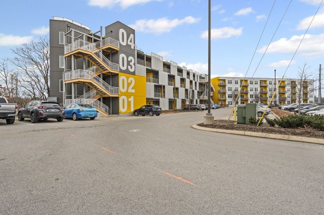 400 Herron Dr Apt 210, Nashville, TN 37210