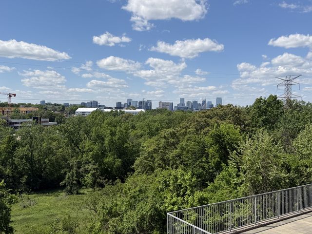 400 Herron Dr Apt 210, Nashville, TN 37210