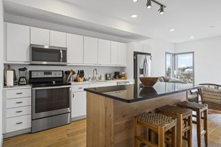 400 Herron Dr Apt 210, Nashville, TN 37210