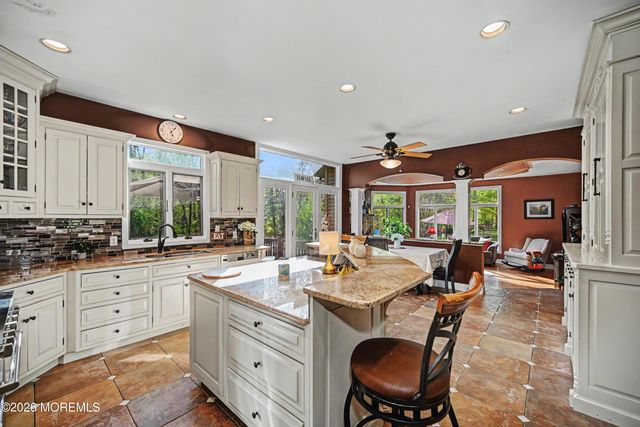 6 Carousel Court, Millstone, NJ 08510