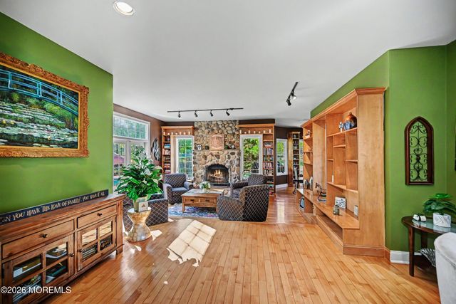 6 Carousel Court, Millstone, NJ 08510