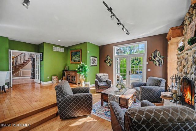 6 Carousel Court, Millstone, NJ 08510