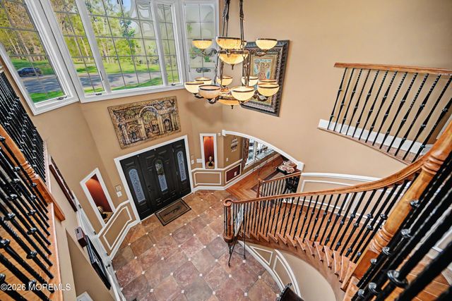 6 Carousel Court, Millstone, NJ 08510