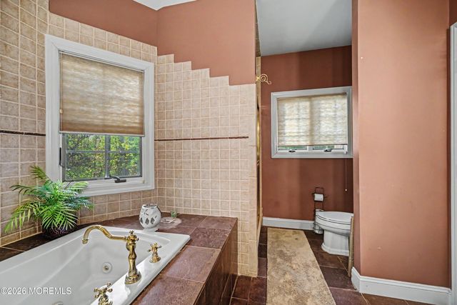 6 Carousel Court, Millstone, NJ 08510