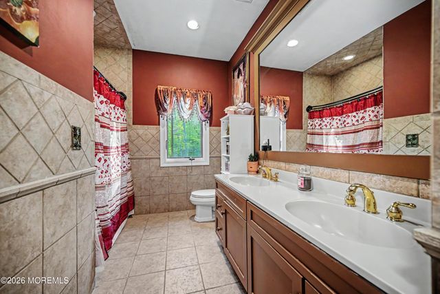 6 Carousel Court, Millstone, NJ 08510
