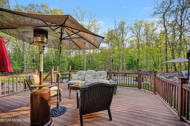6 Carousel Court, Millstone, NJ 08510