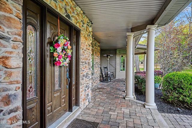 6 Carousel Court, Millstone, NJ 08510