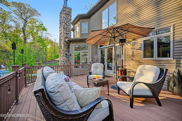 6 Carousel Court, Millstone, NJ 08510