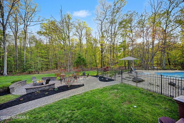 6 Carousel Court, Millstone, NJ 08510