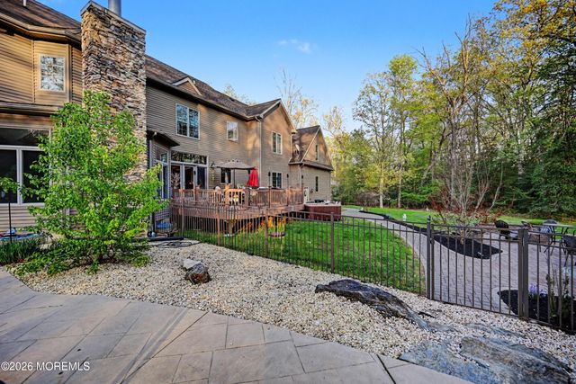 6 Carousel Court, Millstone, NJ 08510