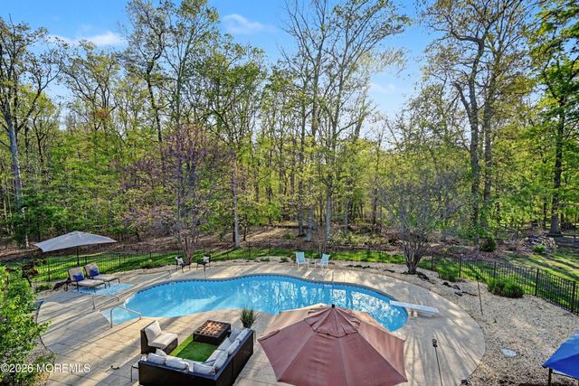 6 Carousel Court, Millstone, NJ 08510