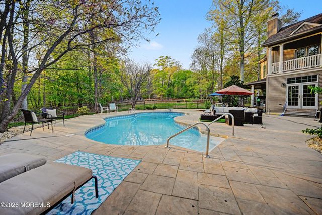 6 Carousel Court, Millstone, NJ 08510
