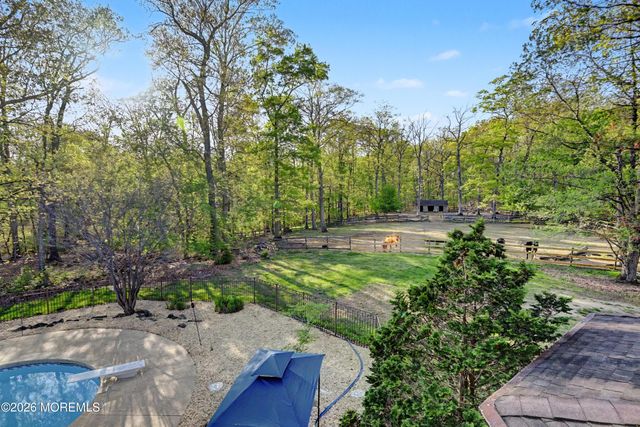 6 Carousel Court, Millstone, NJ 08510