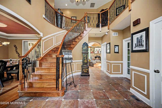 6 Carousel Court, Millstone, NJ 08510