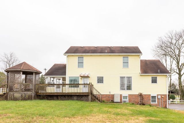 1041 Sandy Valley Rd, Hendersonville, TN 37075