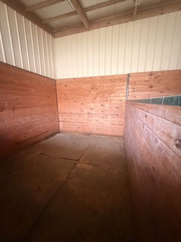 1041 Sandy Valley Rd, Hendersonville, TN 37075