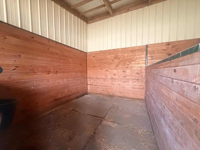 1041 Sandy Valley Rd, Hendersonville, TN 37075