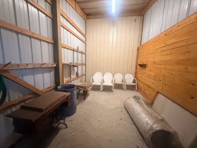 1041 Sandy Valley Rd, Hendersonville, TN 37075