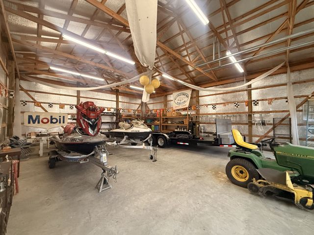 1041 Sandy Valley Rd, Hendersonville, TN 37075