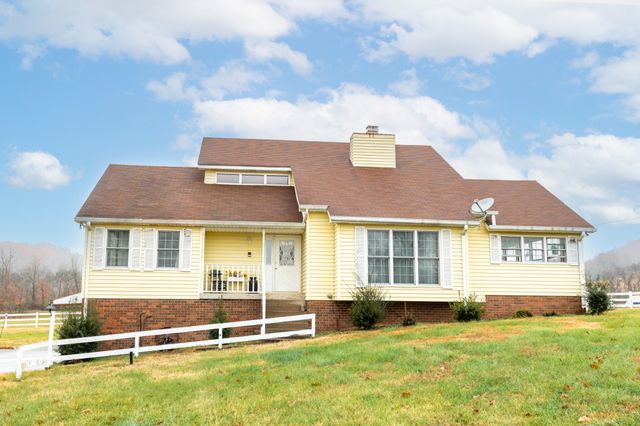 1041 Sandy Valley Rd, Hendersonville, TN 37075