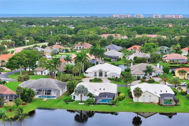 28900 Regis CT, Estero, FL 34134