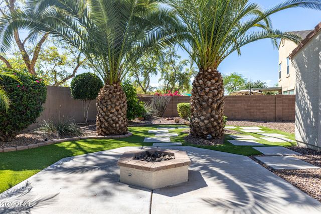 28727 N GOLD Lane, San Tan Valley, AZ 85143