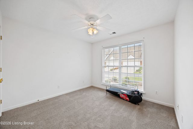 10450 Monticello Forest Cir, Jeffersontown, KY 40299